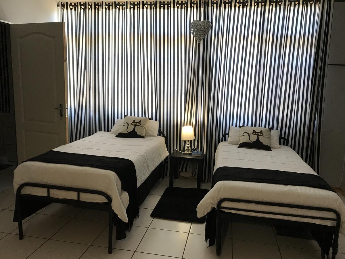 Sondela Bed & Breakfast Aliwal North Dış mekan fotoğraf